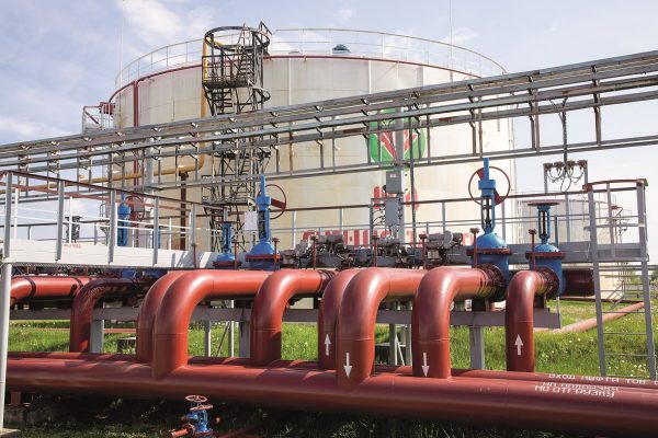Družbou teče čtvrtina ruské ropy, Bělorusko chce vyšší poplatky
