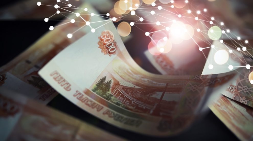 Rusko nouzově zastavilo pád rublu. Na jak dlouho?