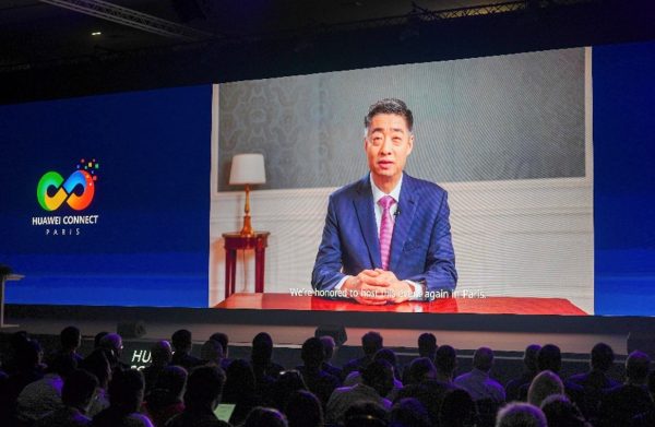 Zelená budoucnost a rozvoj digitálního světa jdou ruku v ruce, ukázala konference Huawei Connect